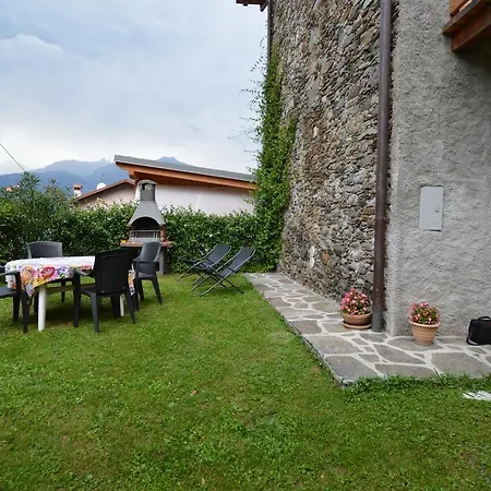 Casa vacanze Casa Vacanza Rustico Lombardo Colico